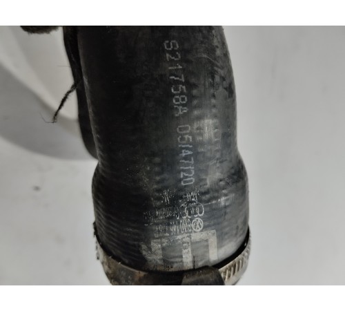 Патрубок интеркулера