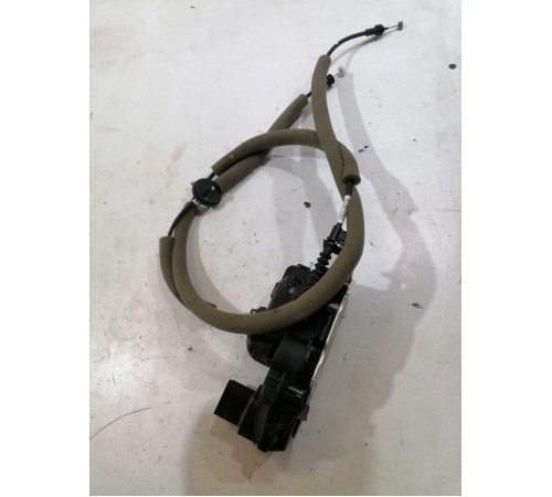 Замок двери задний правый