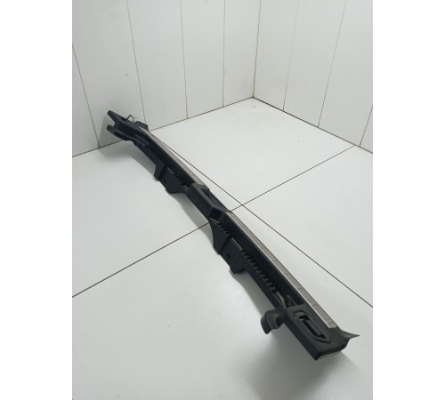 Обшивка панели багажника