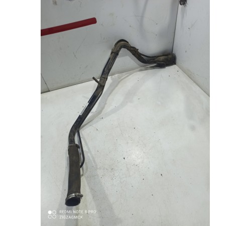 Горловина топливного бака