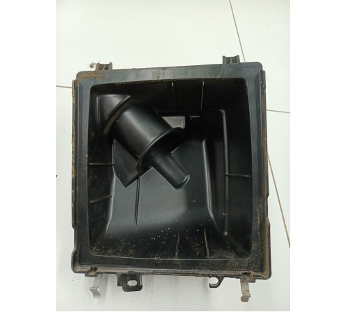 Крышка корпуса воздушного фильтра