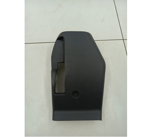 Кожух рулевой колонки нижний