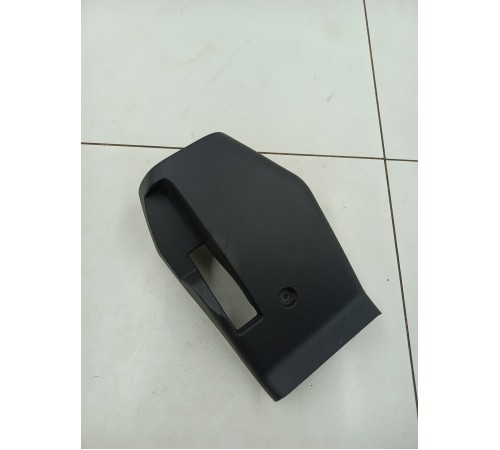 Кожух рулевой колонки нижний