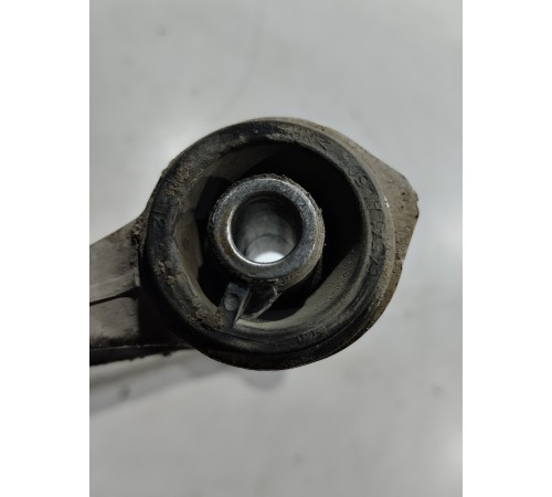 Рычаг подвески(передний левый)