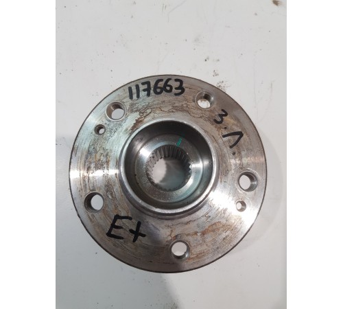 Ступица задняя левая