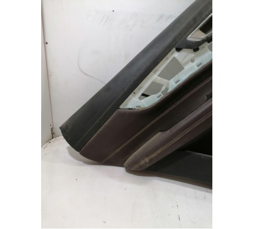 Обшивка двери задняя левая