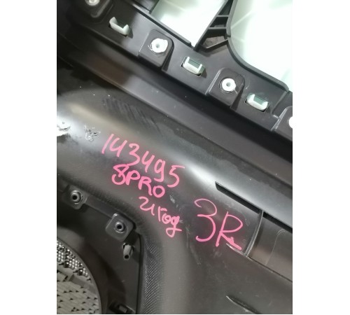 Обшивка двери задняя левая