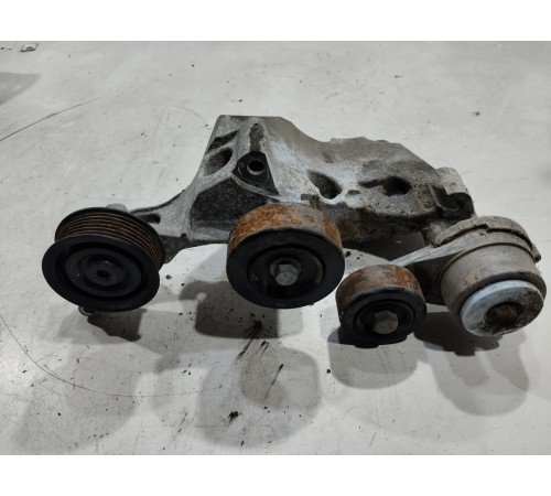 Кронштейн(крепление) генератора