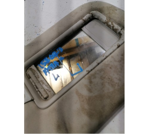 Козырёк левый