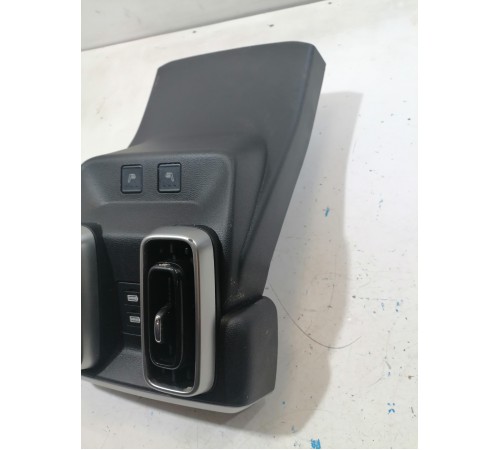 Дефлектор воздушный задний