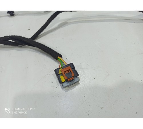 Электропроводка двери (передняя правая)