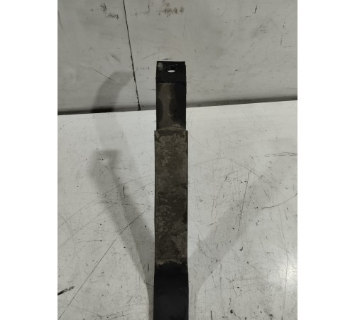 Крепление топливного бака