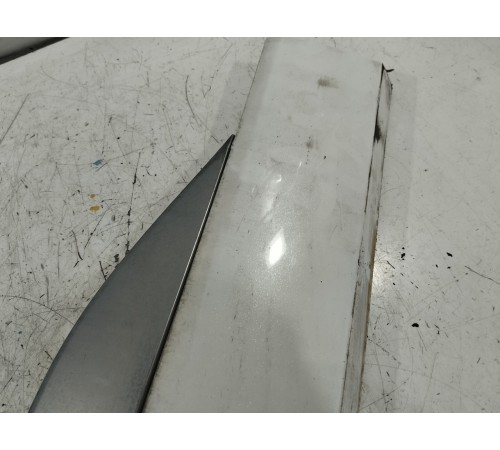 Накладка двери задняя левая