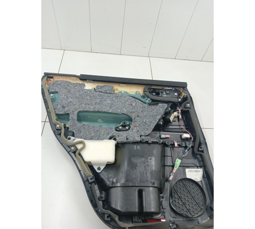 Обшивка двери задняя правая