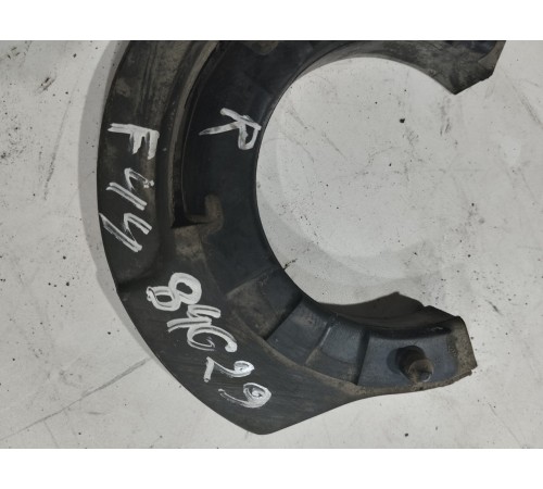 Прокладка (проставка) пружины передняя правая