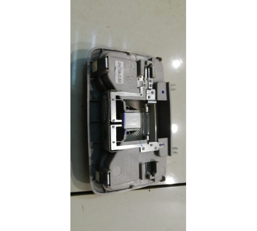 Плафон внутреннего освещения (задний)