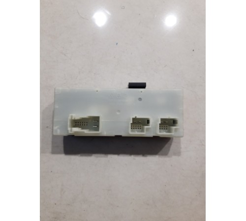 Блок управления крышкой багажника