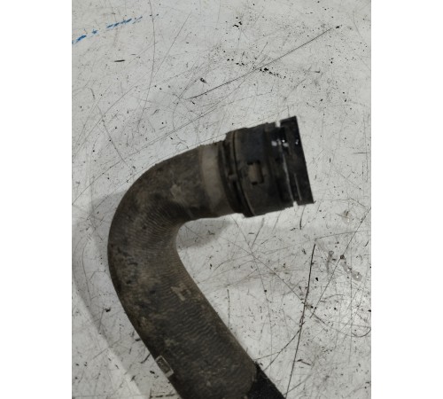 Патрубок охлаждения