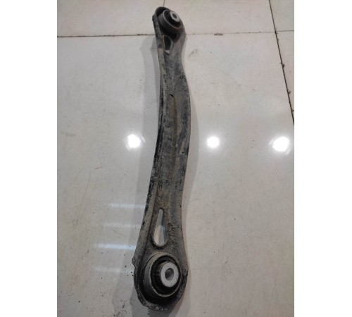 Рычаг подвески (задний, левый, нижний)