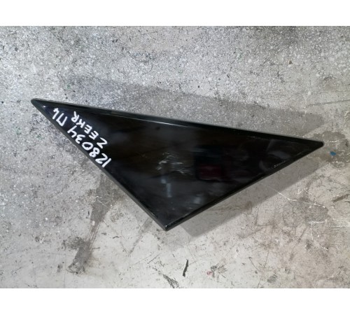 Декоративная накладка левого зеркала заднего вида