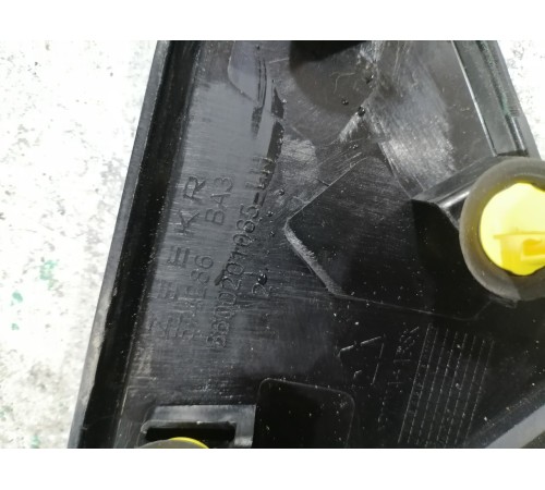 Декоративная накладка левого зеркала заднего вида