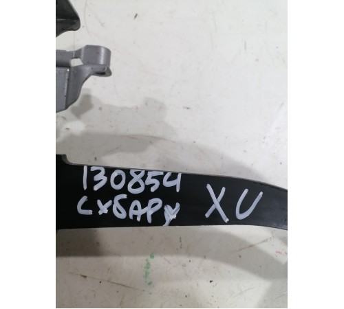 Педаль тормоза 