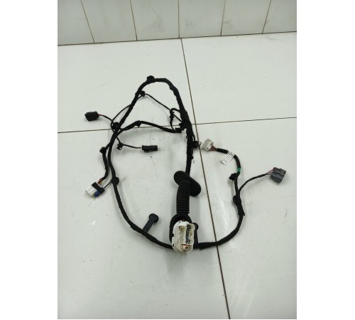 Электропроводка двери передняя левая