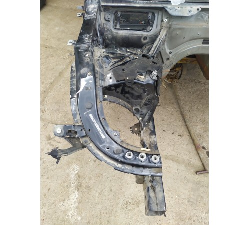 Лонжерон(передний правый)