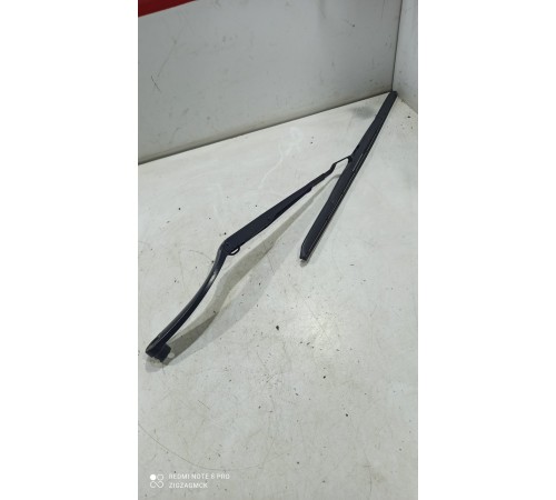 Поводок стеклоочистителя(левый)