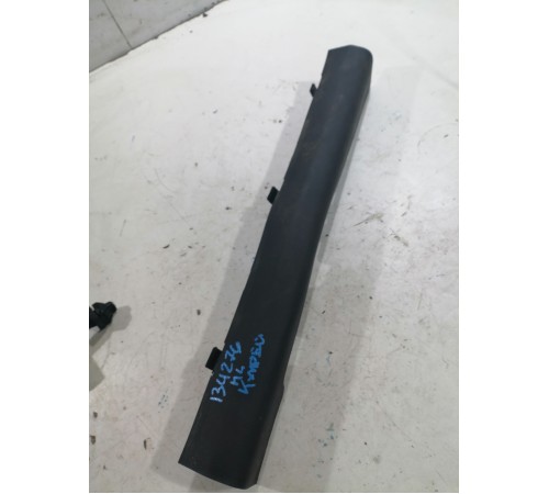 Накладка на порог передняя левая