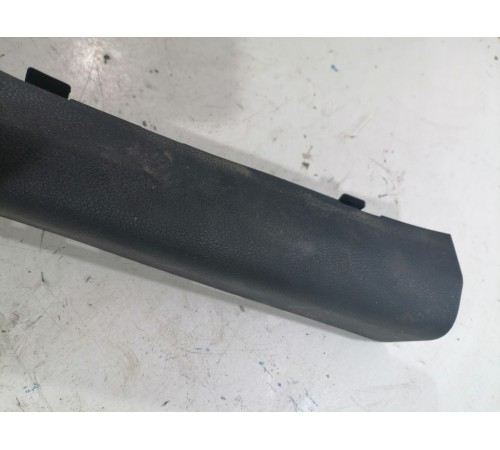 Накладка на порог передняя левая