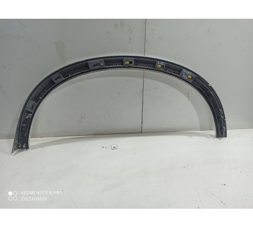 Накладка арки колеса (задняя правая)