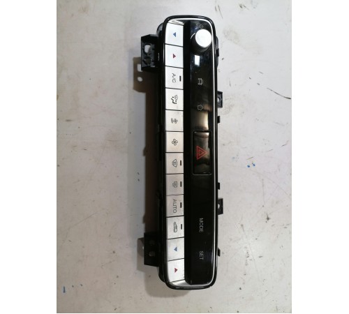 Блок управления климатом