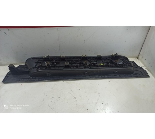 Накладка порога (задняя правая)