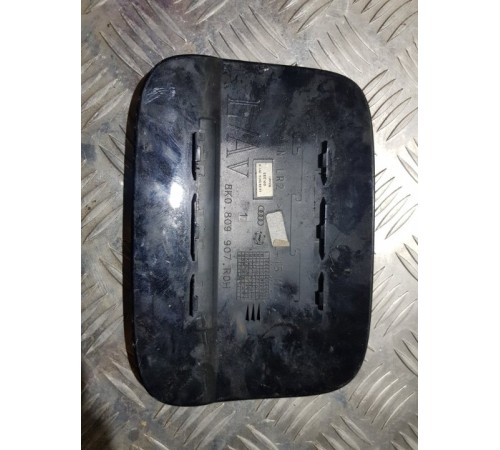 Лючок бензобака