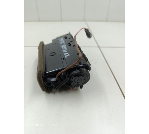 Воздушный дефлектор обдува салона