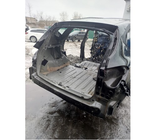 Панель задняя