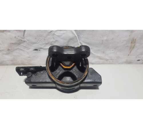 Опора двигателя правая