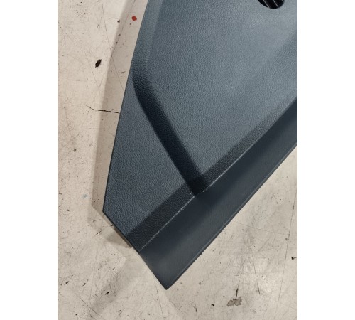 Накладка торпедо боковая(правая)