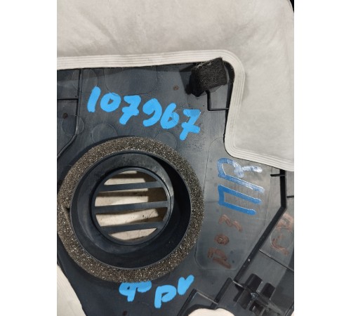 Накладка торпедо боковая(правая)