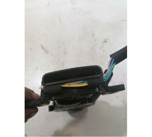 Элемент вентиляции переднего левого сиденья