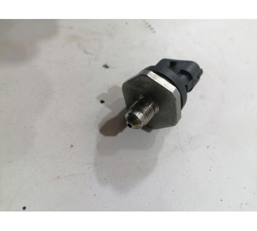 Датчик давления топлива