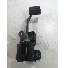 Педаль тормоза