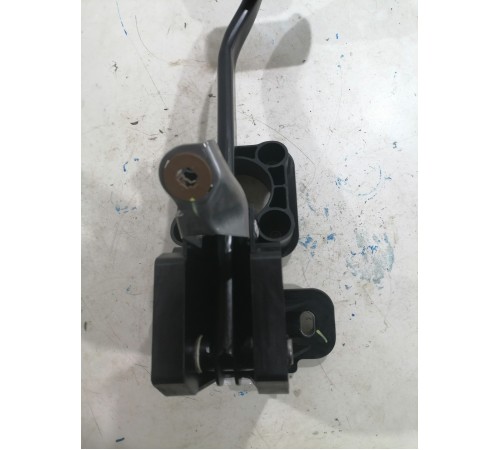 Педаль тормоза