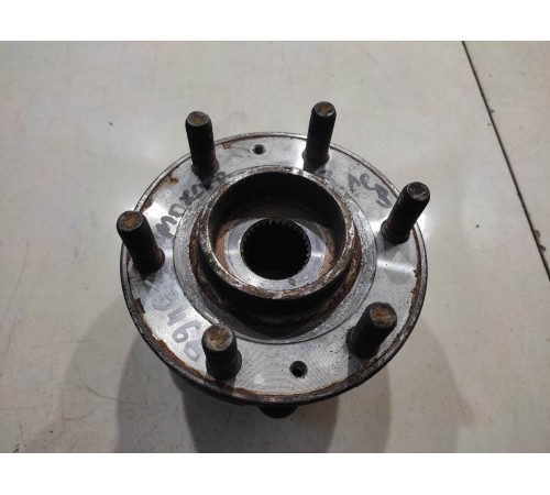 Ступица (задняя, левая)