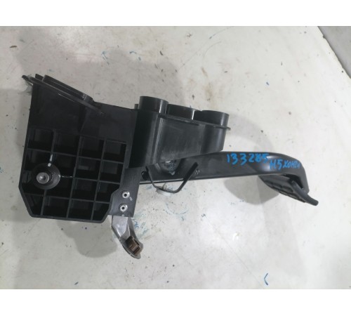 Педаль тормоза