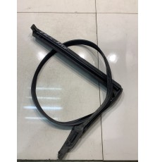 Уплотнитель двери (задний, левый)