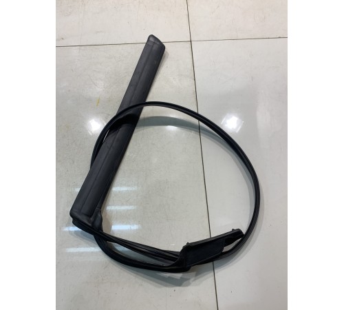 Уплотнитель двери (задний, левый)