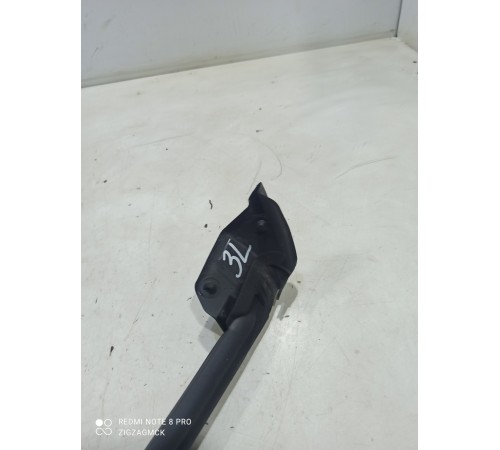 Уплотнитель стекла двери (задний левый)