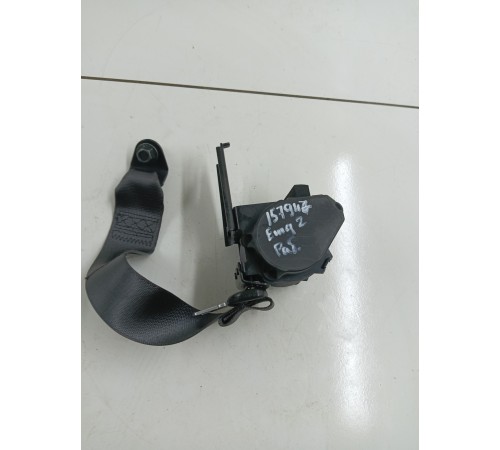 Ремень безопасности задний (центральный)